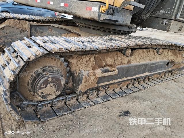 單側履帶整體(整機外觀) 單側履帶整體(整機外觀)