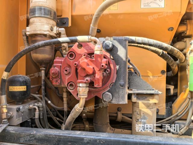 液壓泵室（大件艙室）