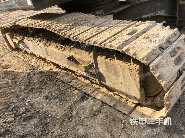 左導(dǎo)向輪（行走機(jī)構(gòu)）