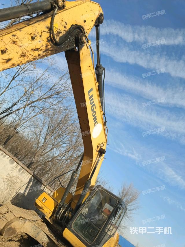 小臂整體右前（工作和回轉(zhuǎn)裝置）