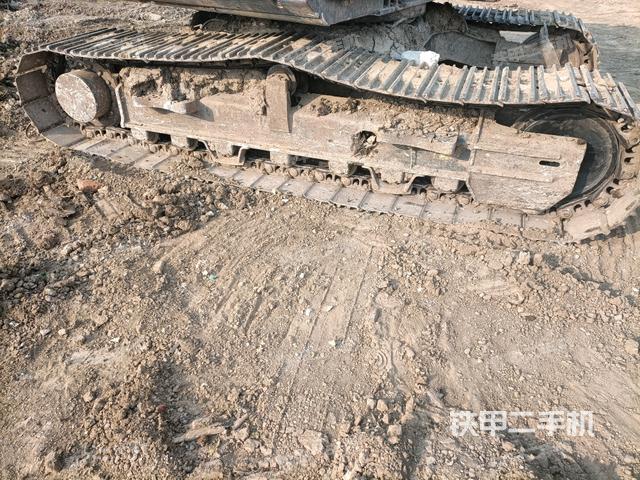 右側履帶整體（行走機構）