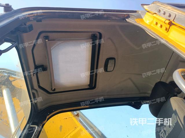 頂棚整體（駕駛室部分）