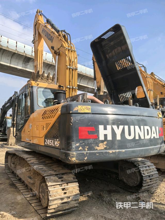 左后45（整機外觀）