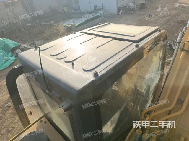 駕駛室頂部俯視（上車部件）