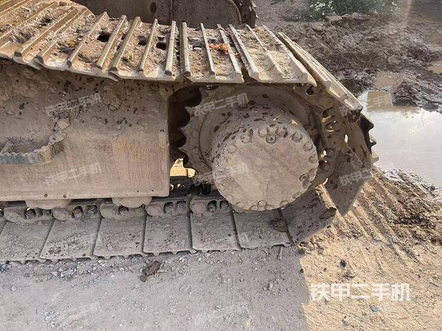 左驅(qū)動(dòng)輪(行走機(jī)構(gòu)) 左驅(qū)動(dòng)輪(行走機(jī)構(gòu))