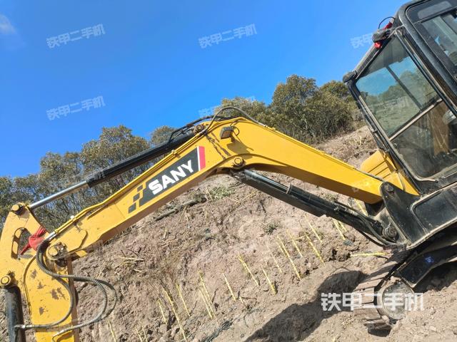 小臂整體右前（工作和回轉(zhuǎn)裝置）