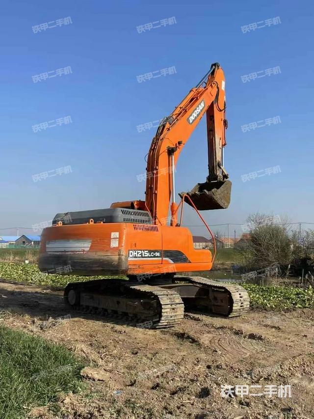 整机右后45°（整机外观）