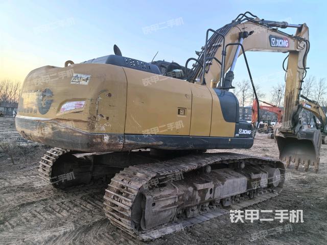 整機(jī)右后45°(整機(jī)外觀) 整機(jī)右后45°(整機(jī)外觀)