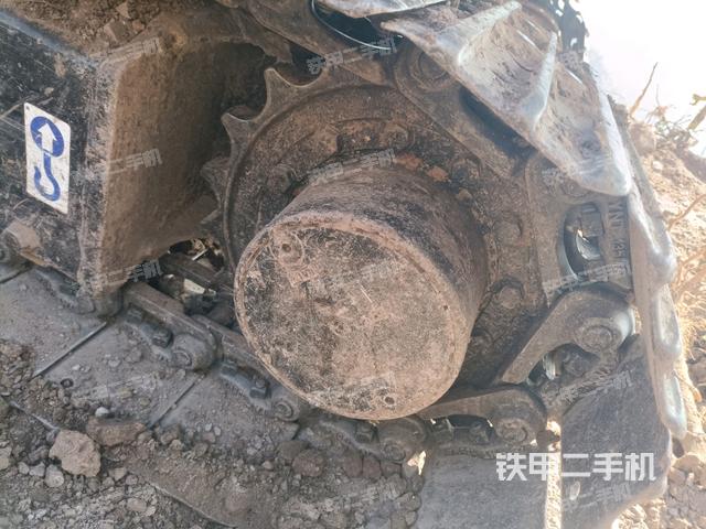 左驅(qū)動(dòng)輪（行走機(jī)構(gòu)）