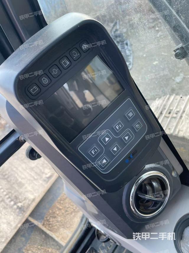 顯示屏?（駕駛室部分）