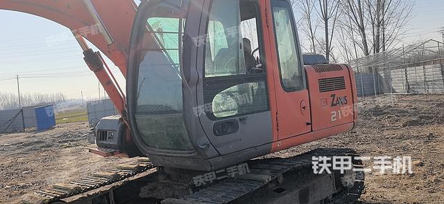 驾驶室整体（整机外观）