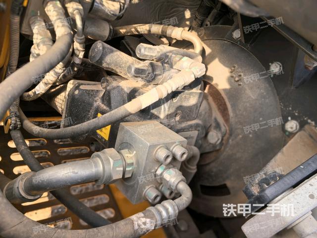 液壓泵室（大件艙室）