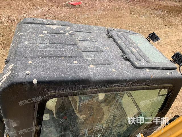 駕駛室頂部（整機(jī)外觀）