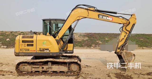 整機右后45°(整機外觀) 整機右后45°(整機外觀)