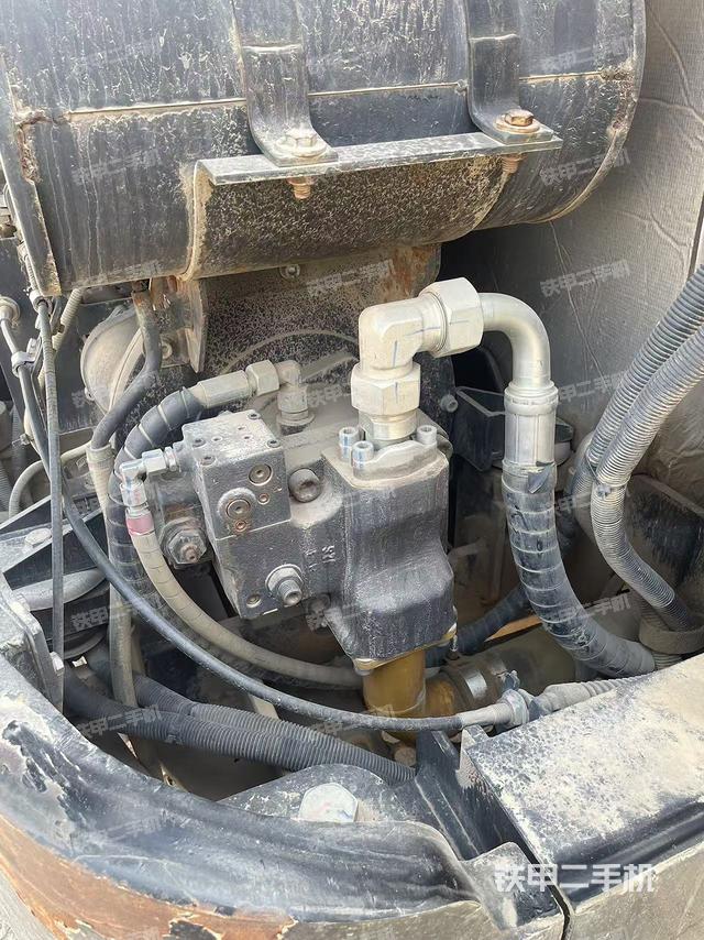 液壓泵室（大件艙室）