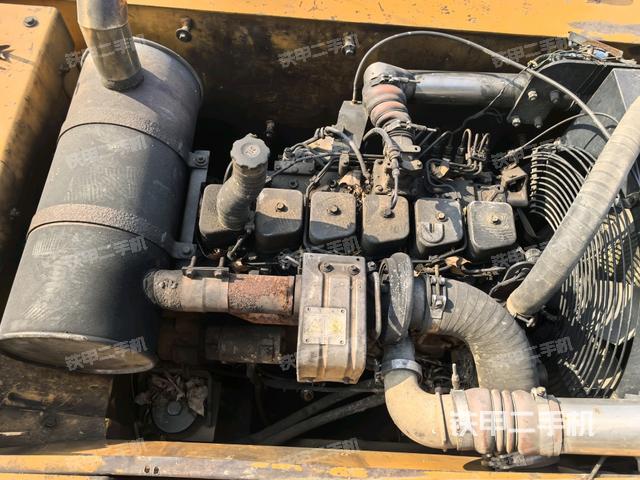 發(fā)動機(jī)室（上車部件）