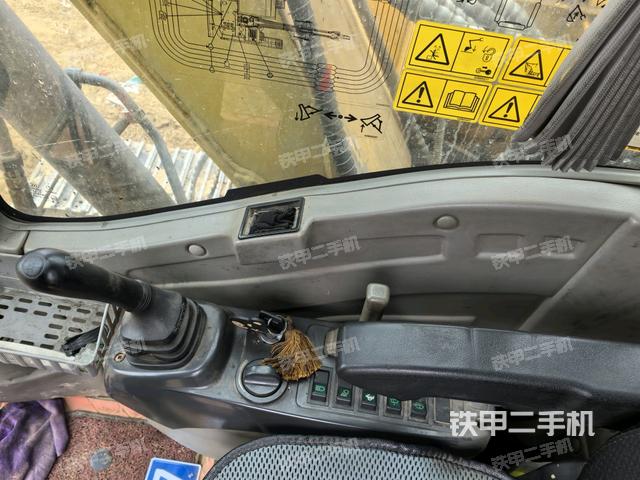 座椅左側(cè)控制臺(tái)/音響/含左手柄（駕駛室部分）