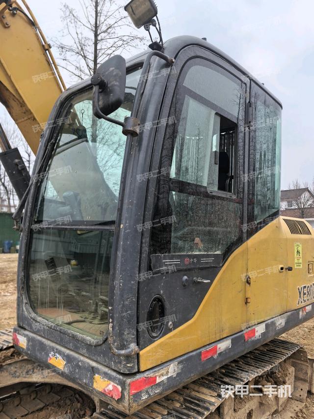 ?駕駛室正側(cè)（駕駛室部分）