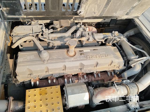 發(fā)動(dòng)機(jī)整體俯視（整機(jī)外觀）