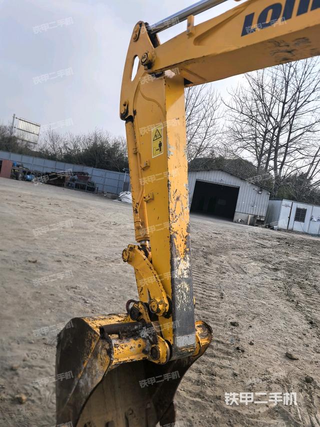 小臂整體左后（工作和回轉(zhuǎn)裝置）