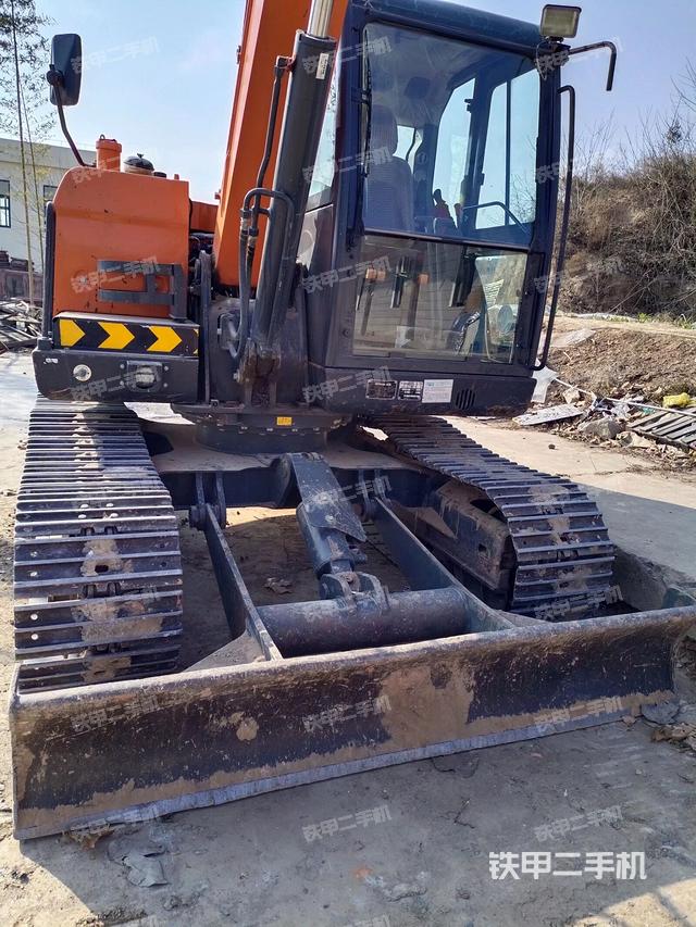 驾驶室整体（整机外观）