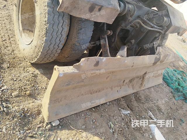 單側(cè)履帶整體（整機(jī)外觀）