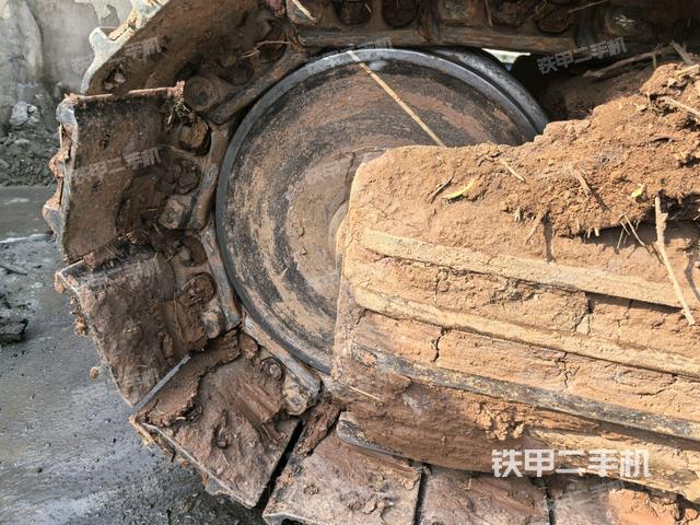 右側(cè)行走馬達(dá)蓋板(行走機(jī)構(gòu)) 右側(cè)行走馬達(dá)蓋板(行走機(jī)構(gòu))
