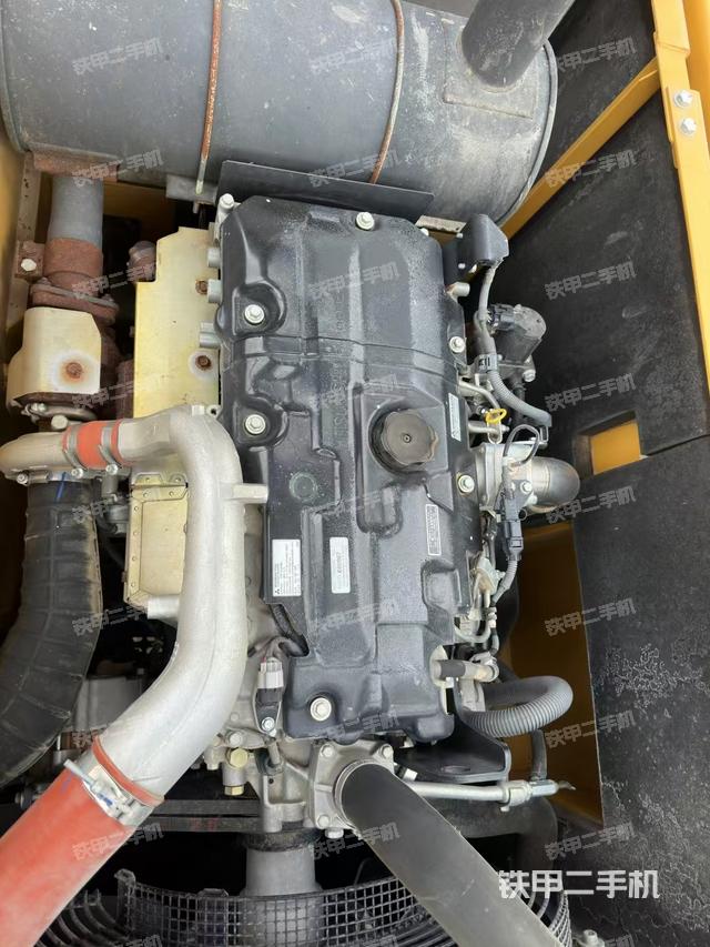 發(fā)動(dòng)機(jī)整體俯視(整機(jī)外觀) 發(fā)動(dòng)機(jī)整體俯視(整機(jī)外觀)