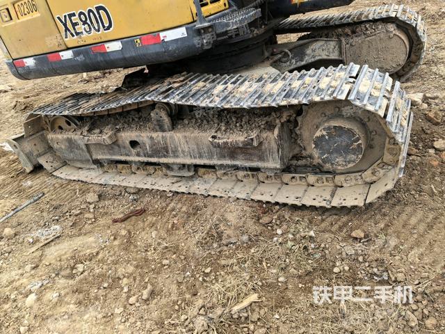 右側(cè)履帶整體?（行走機(jī)構(gòu)）