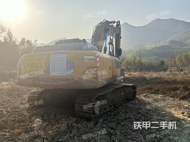 整機右后45°（整機外觀）