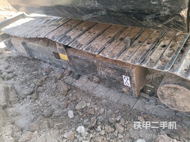 左側(cè)履帶整體?（行走機(jī)構(gòu)）