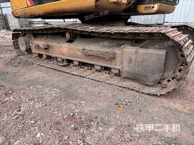 單側履帶整體(整機外觀) 單側履帶整體(整機外觀)