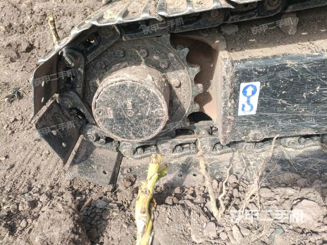 右驅(qū)動(dòng)輪（行走機(jī)構(gòu)）