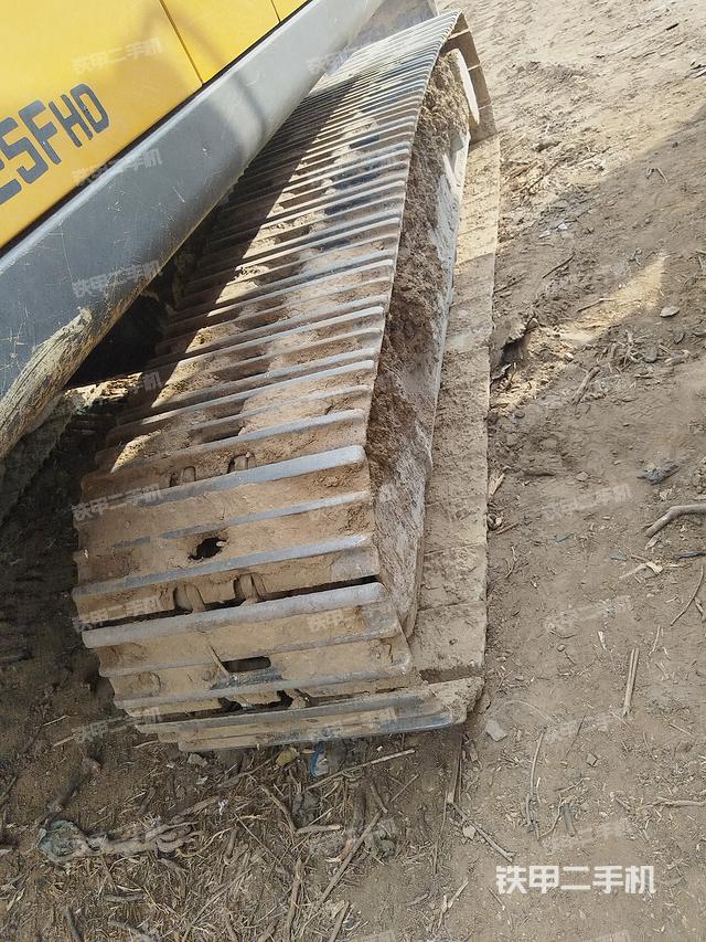 單側(cè)履帶整體（整機外觀）