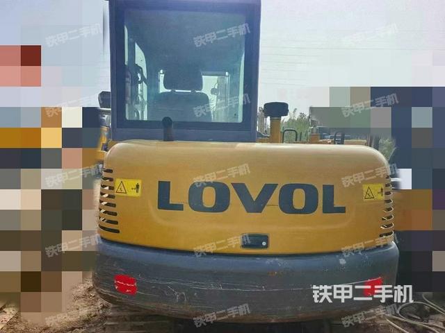 駕駛室頂部（整機外觀）