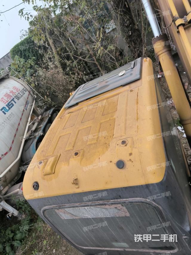 駕駛室頂部俯視（上車部件）