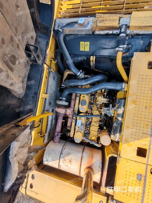 駕駛室頂部俯視（上車部件）