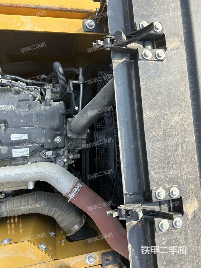 水箱+風扇特寫（上車部件）