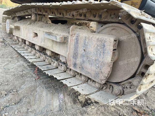 单侧履带整体（整机外观）