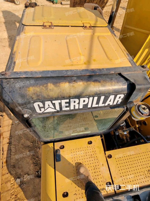 座椅后部（駕駛室部分）