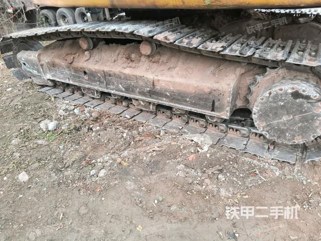 左側(cè)履帶整體?（行走機構(gòu)）