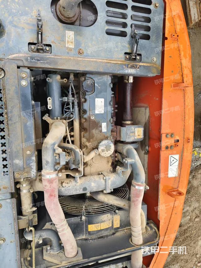 發(fā)動(dòng)機(jī)整體俯視（整機(jī)外觀）