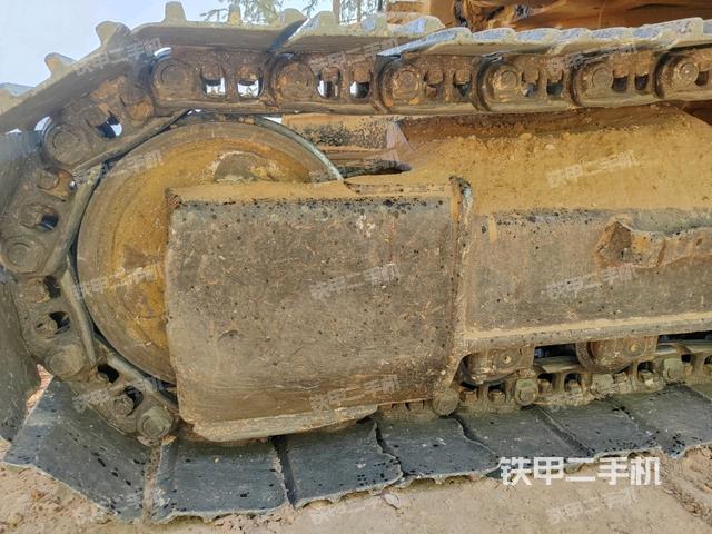 左驅(qū)動(dòng)輪（行走機(jī)構(gòu)）