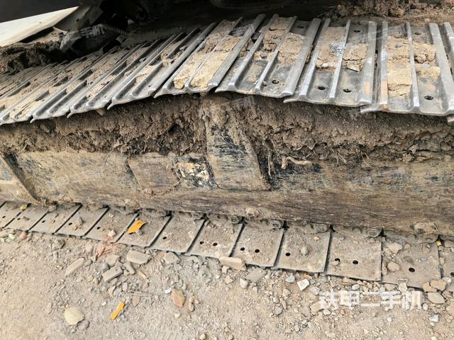 右導(dǎo)向輪（行走機(jī)構(gòu)）