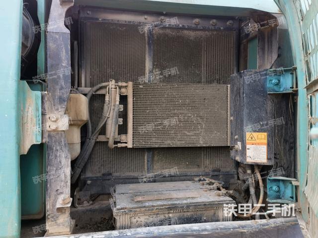 散熱器正面（大件艙室）