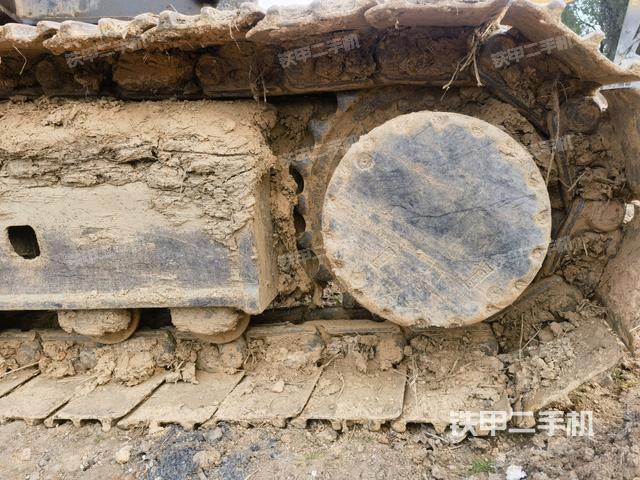 右驅(qū)動(dòng)輪（行走機(jī)構(gòu)）