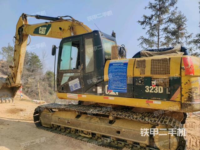 卡特彼勒323D液壓挖掘機(jī)