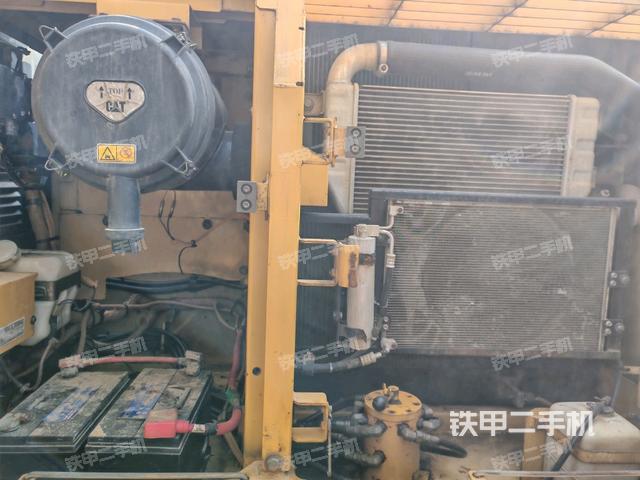 散熱器正面（大件艙室）