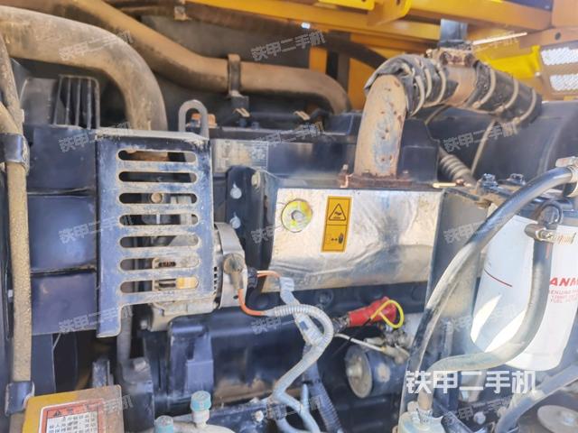 回轉(zhuǎn)馬達(dá)（上車部件）