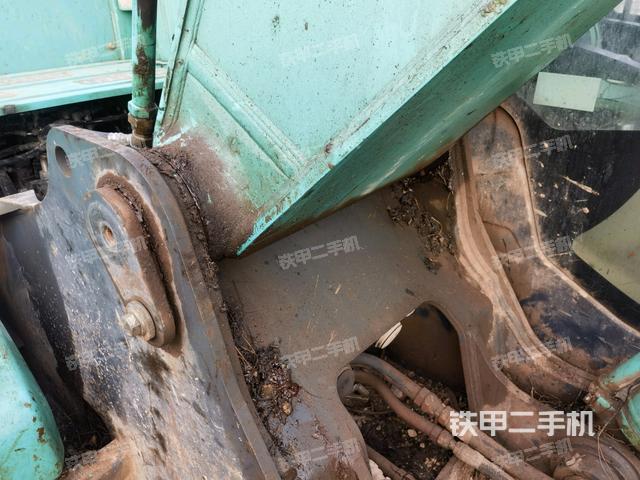 大臂根部?斜視（工作和回轉(zhuǎn)裝置）